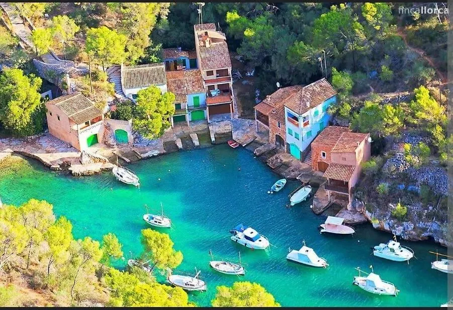 Santiago Mallorca Cala Figuera  Guest house